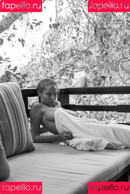 Genevieve Morton / genevievemorton Onlyfans Photo Gallery 