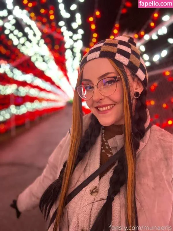 Munaeris / https: Onlyfans Photo Gallery 