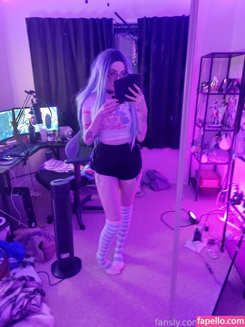 Munaeris / https: Onlyfans Photo Gallery 