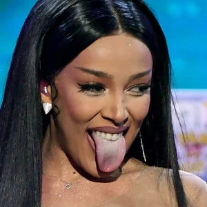 Doja Cat / DojaCat Onlyfans Photo Gallery 