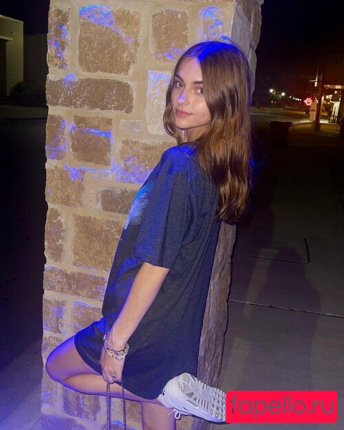 littleangellmarr Onlyfans Photo Gallery 