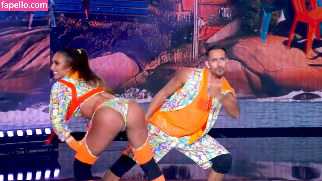 Nicole Bahls / https: / nicolebahls Onlyfans Photo Gallery 