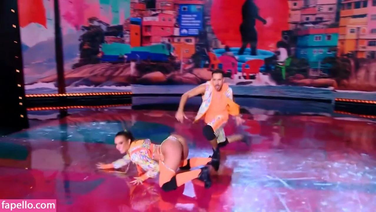 Nicole Bahls / https: / nicolebahls Onlyfans Photo Gallery 