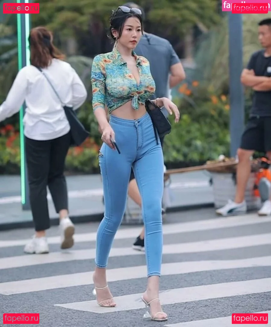 Eeziss / eeezisss Onlyfans Photo Gallery 