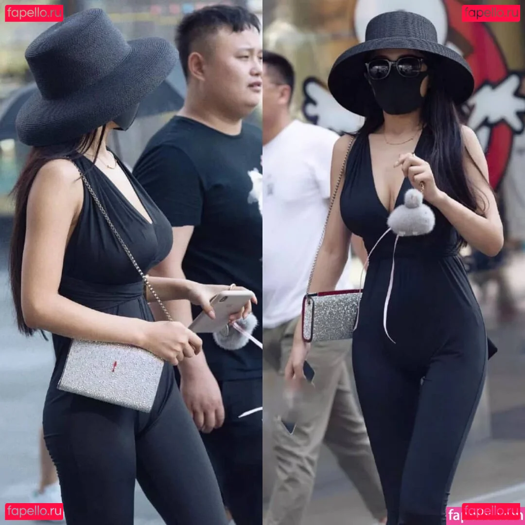 Eeziss / eeezisss Onlyfans Photo Gallery 