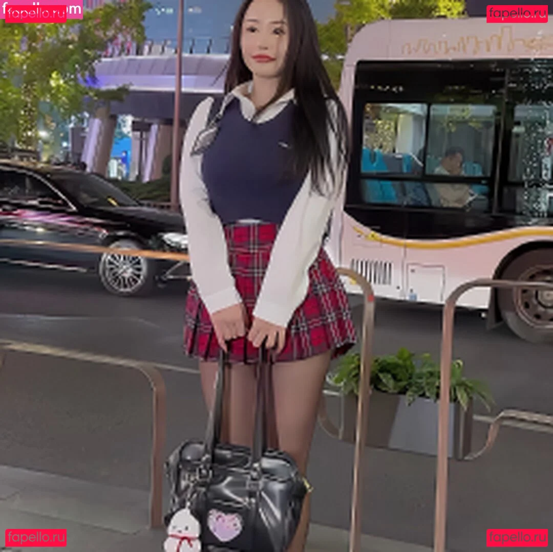 Eeziss / eeezisss Onlyfans Photo Gallery 