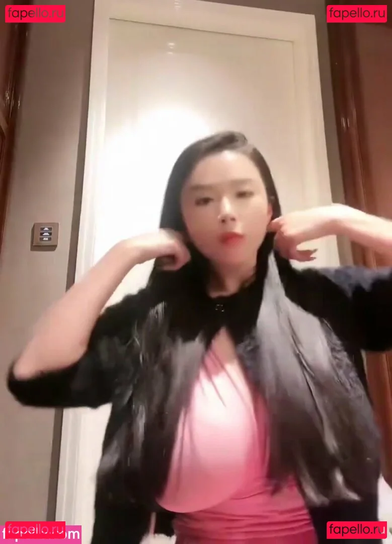 Eeziss / eeezisss Onlyfans Photo Gallery 