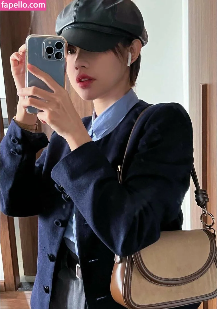 2011Pingping / Pingcos / Pingping / pingpinggg2011 Onlyfans Photo Gallery 