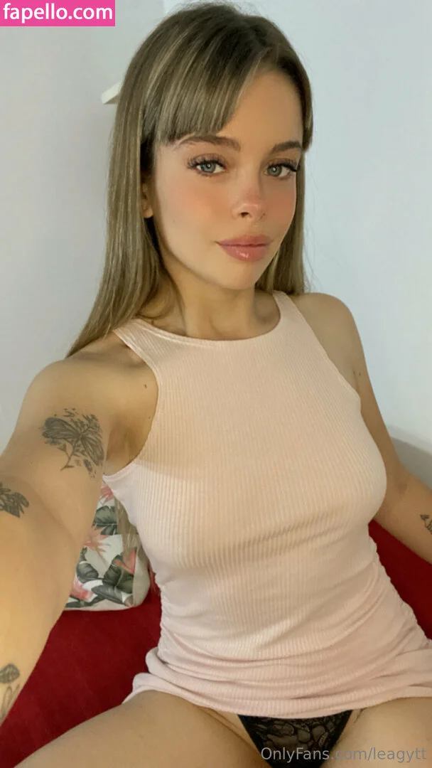 itsleaaa Onlyfans Photo Gallery 