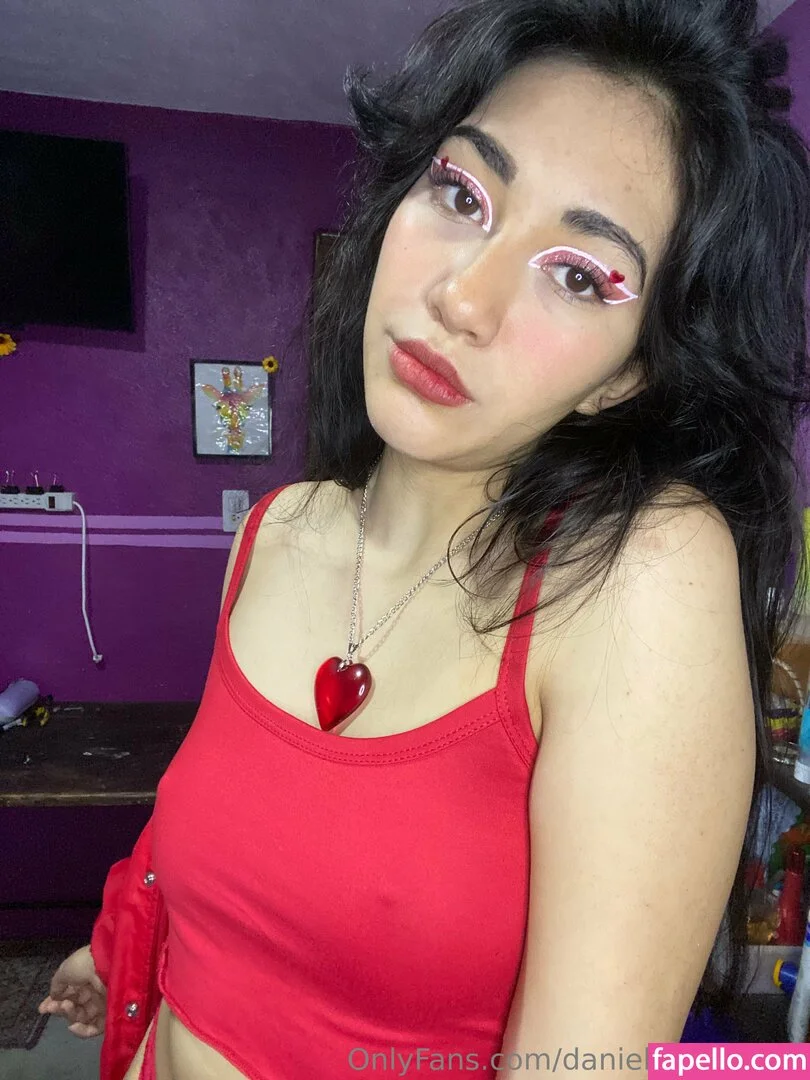 daniela.marquez / danielamarquezb_ Onlyfans Photo Gallery 