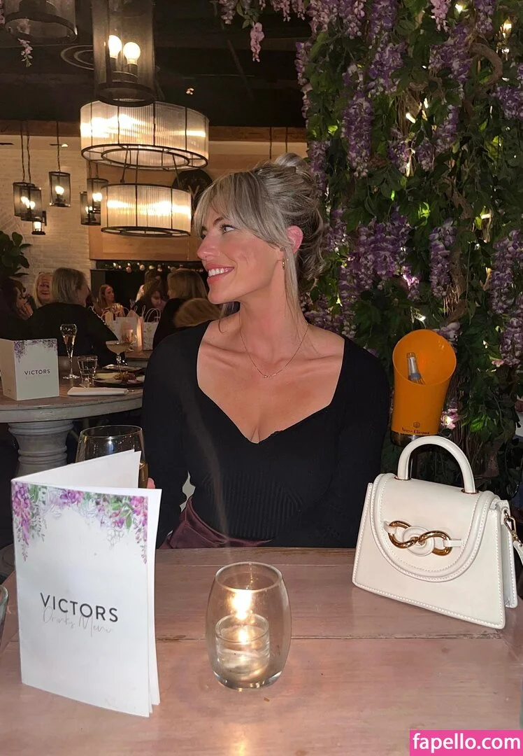 Lauren R / laurenalexis_x / the_laurenr Onlyfans Photo Gallery 