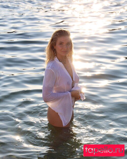 Lola Weippert / lolaweippert Onlyfans Photo Gallery 