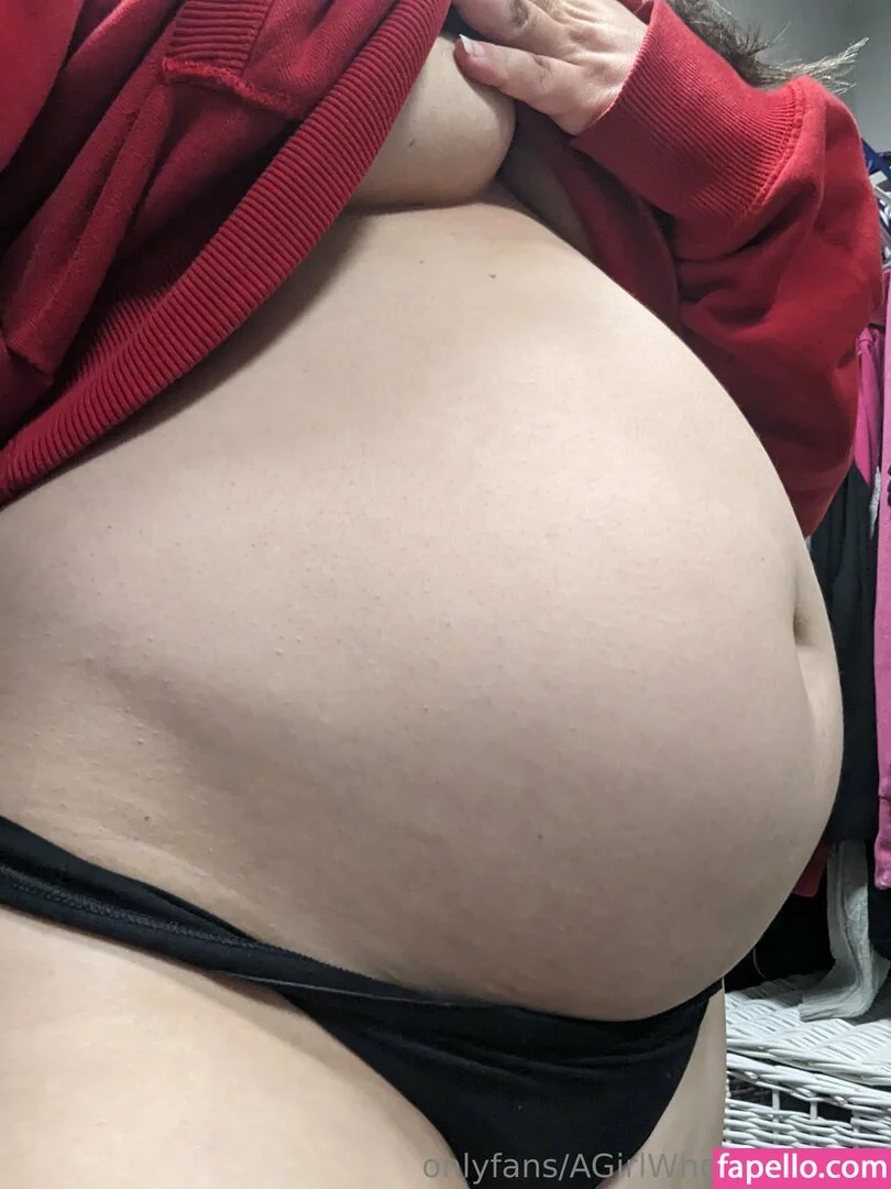 AGirlWhoLikesToEat / https: Onlyfans Photo Gallery 