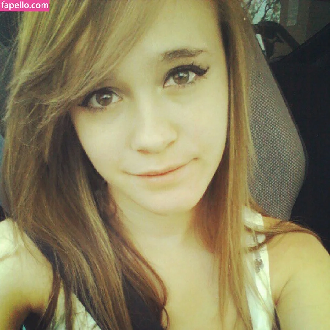 MONSANTHIAGOXXX / Nikayx / Sovitia Onlyfans Photo Gallery 