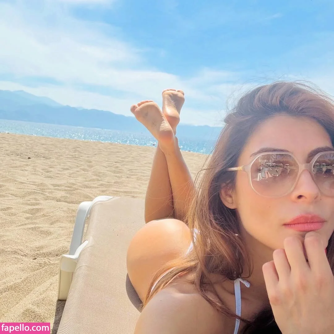 María León / mmmarieleon / sargentoleon Onlyfans Photo Gallery 