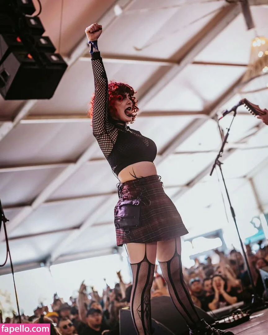 Addie Nicole Amick / Halocene / addienicoleamick Onlyfans Photo Gallery 