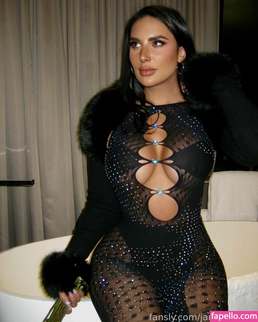 jamilakream Onlyfans Photo Gallery 