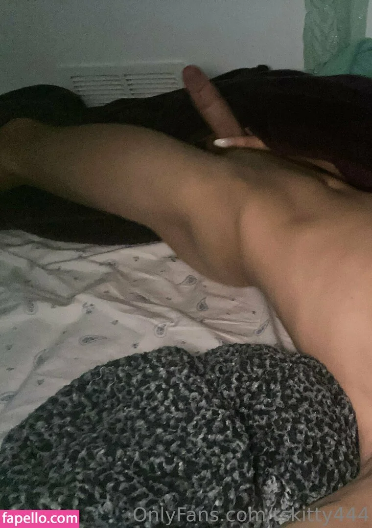 kit_kat1413 / tskitty444 Onlyfans Photo Gallery 