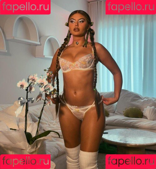 Sofia Jamora / sofiajamora Onlyfans Photo Gallery 