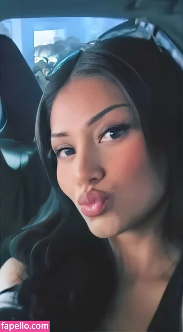 sofia mancilla / sofianextdoor Onlyfans Photo Gallery 