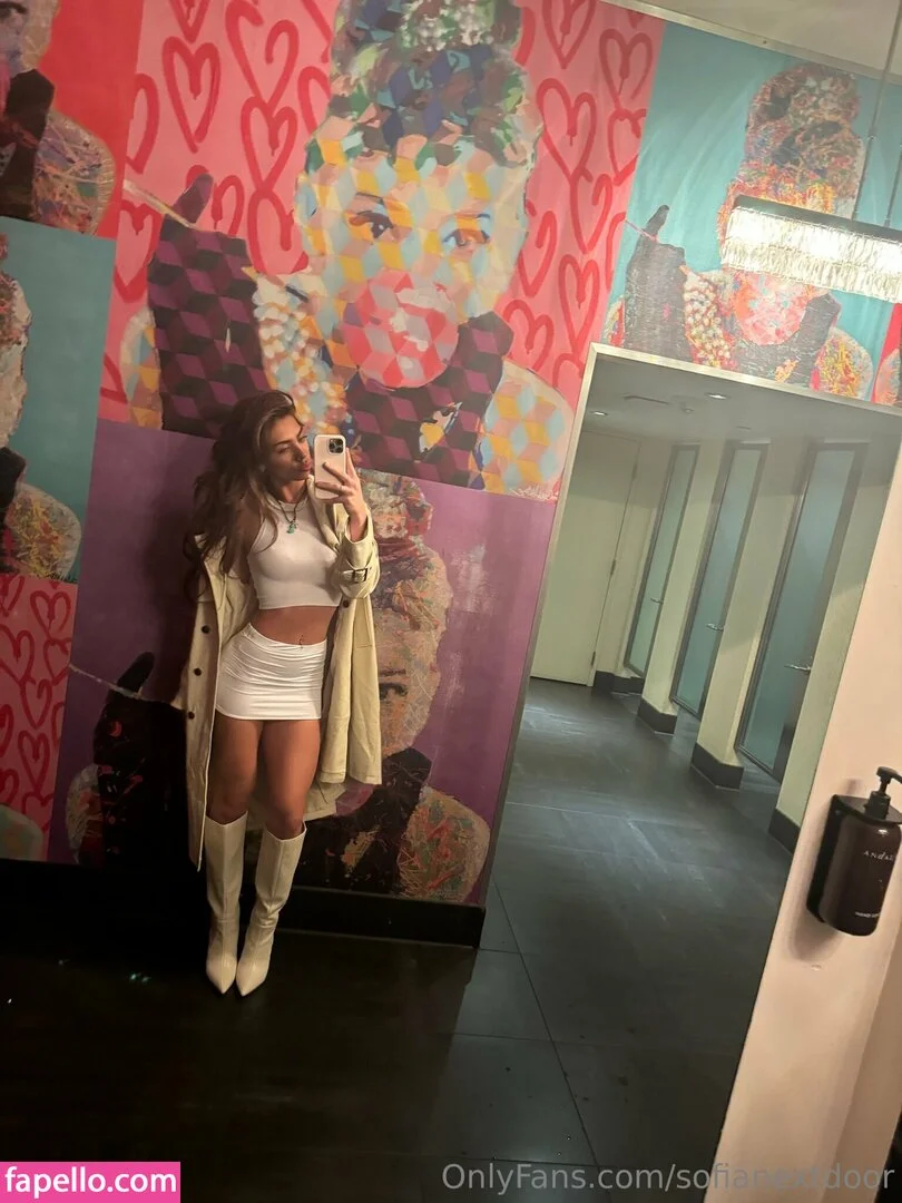 sofia mancilla / sofianextdoor Onlyfans Photo Gallery 