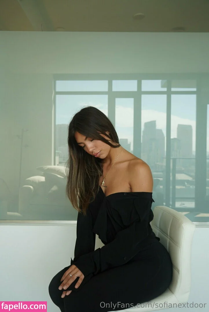 sofia mancilla / sofianextdoor Onlyfans Photo Gallery 