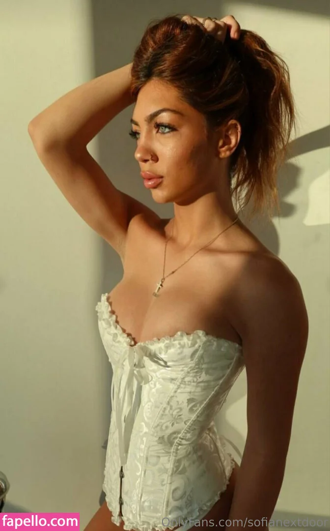 sofia mancilla / sofianextdoor Onlyfans Photo Gallery 