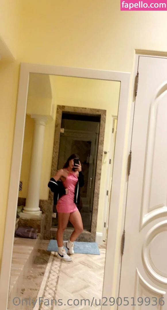 sofia mancilla / sofianextdoor Onlyfans Photo Gallery 