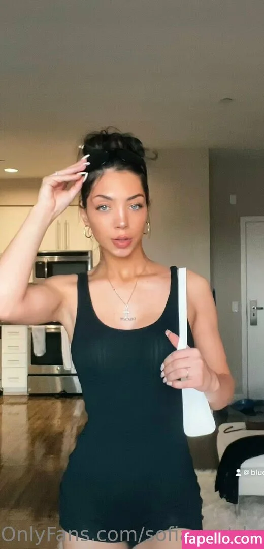 sofia mancilla / sofianextdoor Onlyfans Photo Gallery 