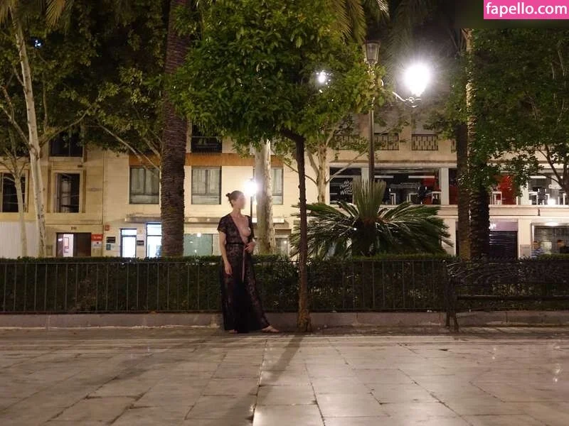 MiaExhib / https: / mia_exhib Onlyfans Photo Gallery 