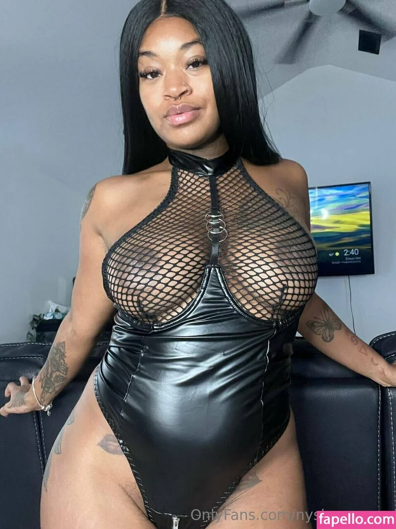 nyshacreams / nyshas.spamm Onlyfans Photo Gallery 