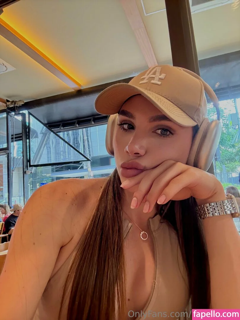 maevagthr Onlyfans Photo Gallery 