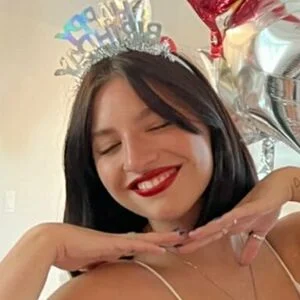 Mackenzie Ziegler / kenzie Onlyfans Photo Gallery 