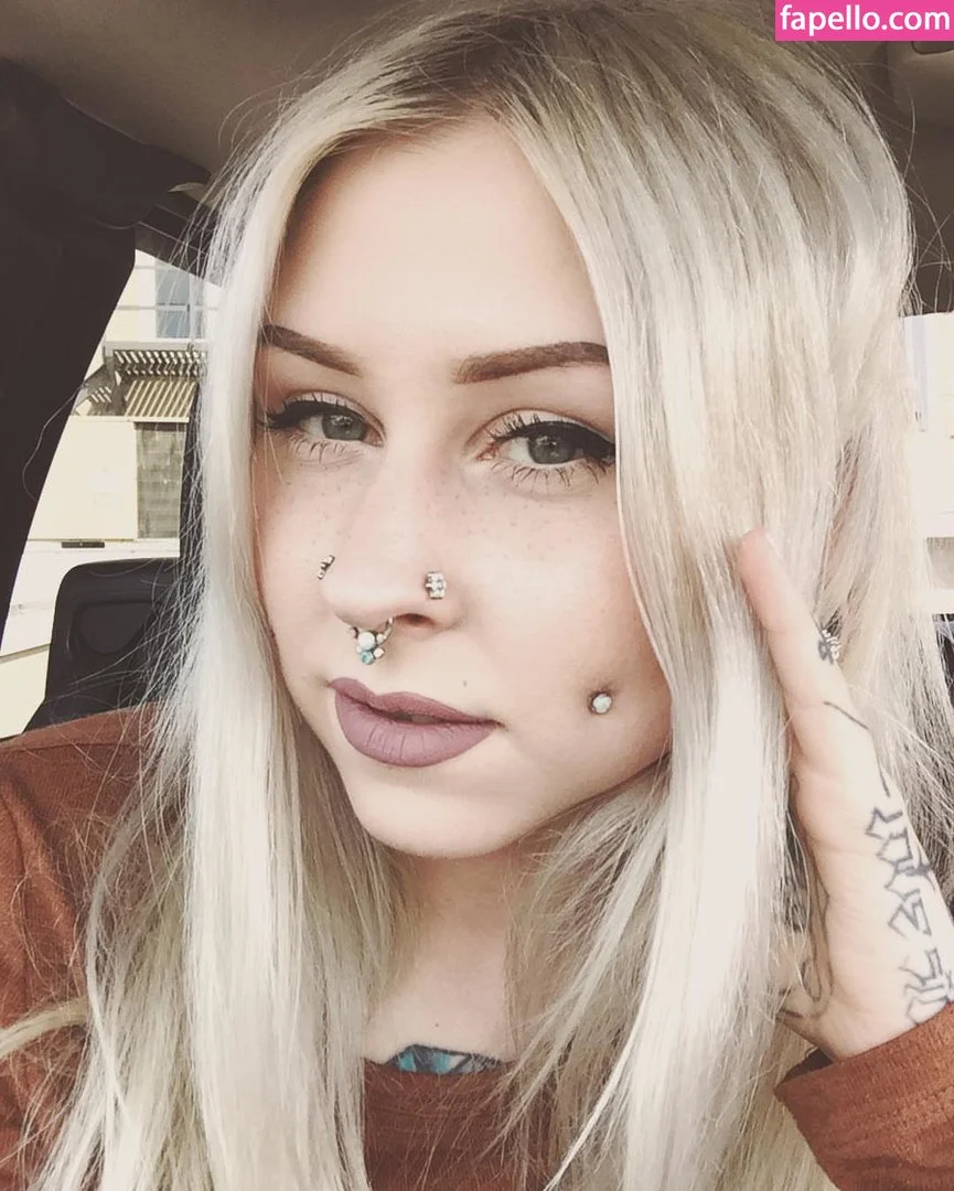 hellyeahlincoln Onlyfans Photo Gallery 