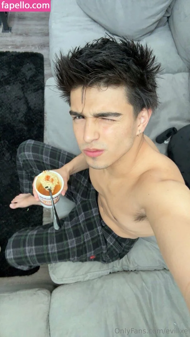 evillxe Onlyfans Photo Gallery 
