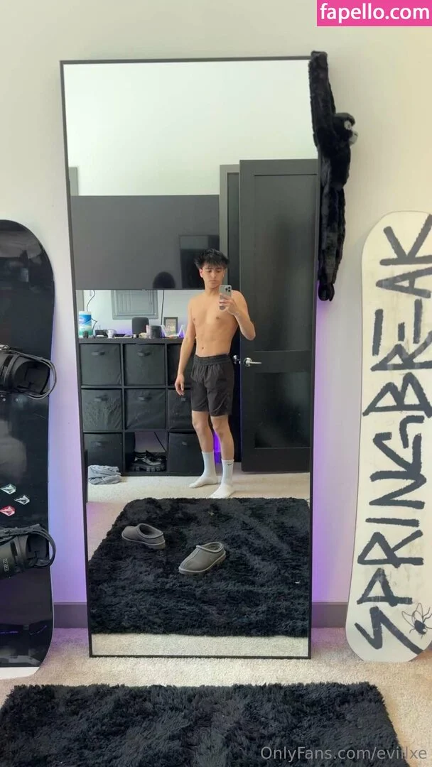 evillxe Onlyfans Photo Gallery 