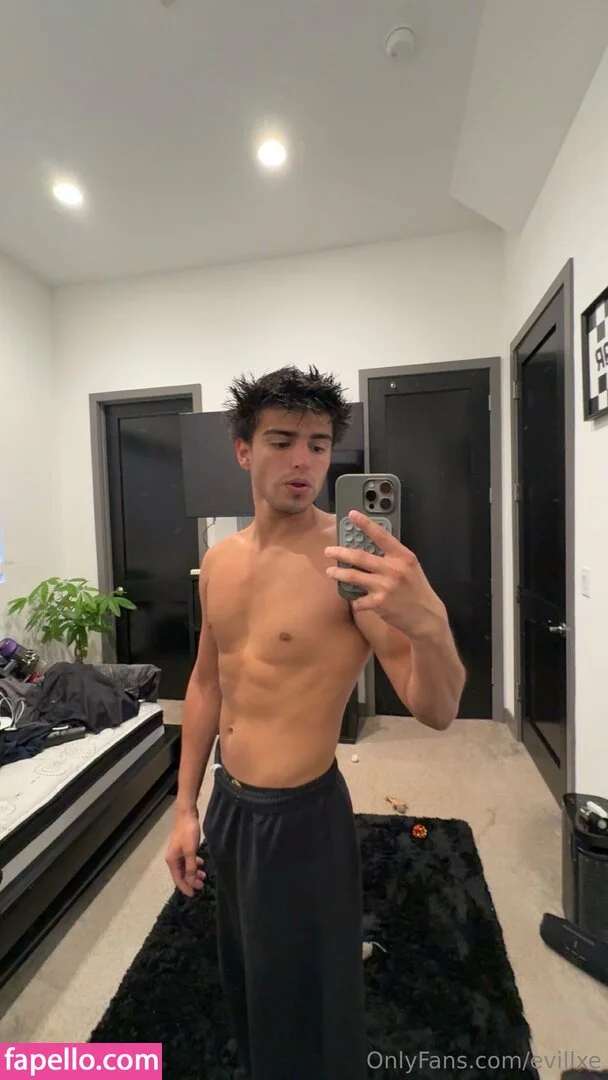 evillxe Onlyfans Photo Gallery 