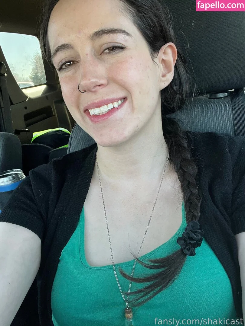 https: / shakicast Onlyfans Photo Gallery 