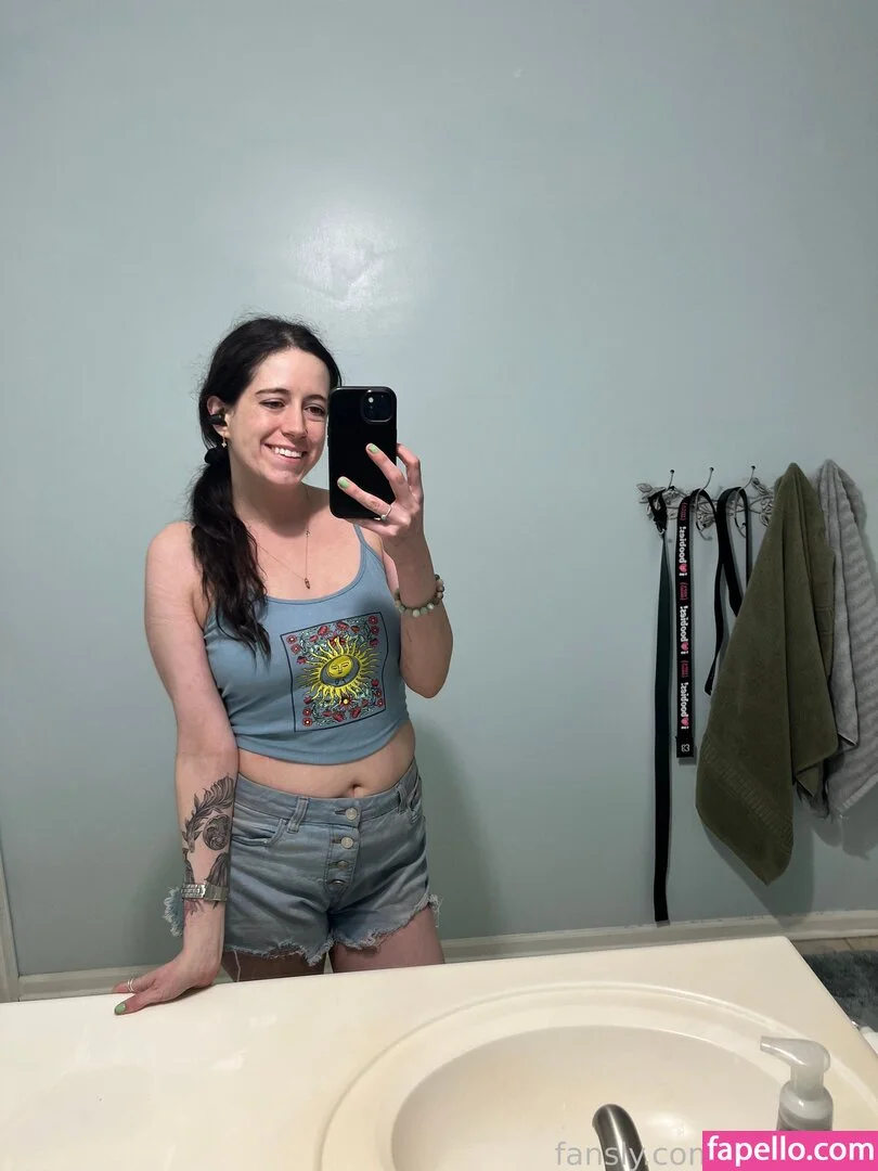 https: / shakicast Onlyfans Photo Gallery 