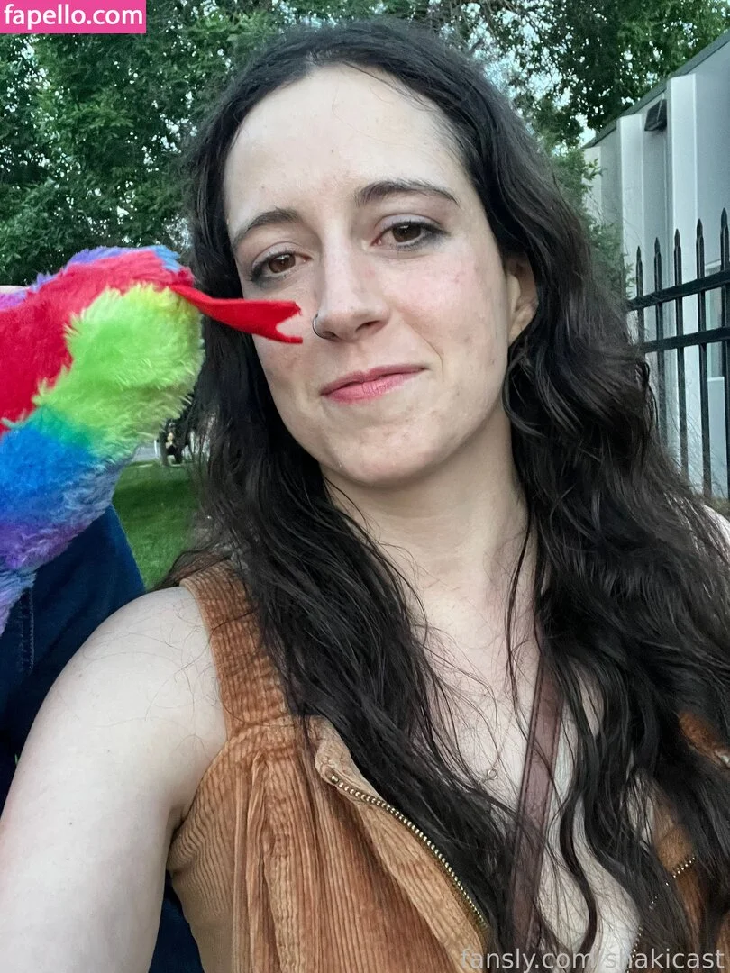 https: / shakicast Onlyfans Photo Gallery 