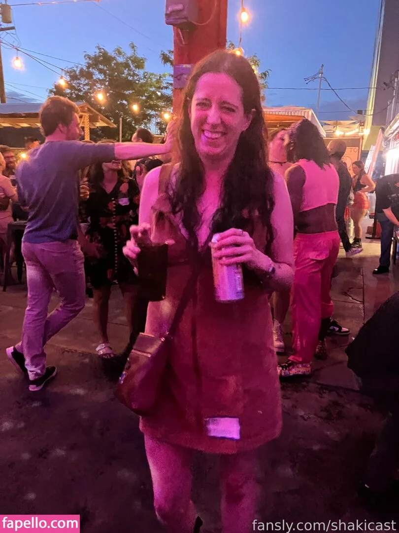 https: / shakicast Onlyfans Photo Gallery 