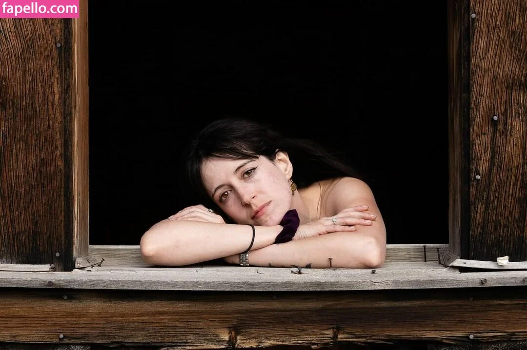 https: / shakicast Onlyfans Photo Gallery 