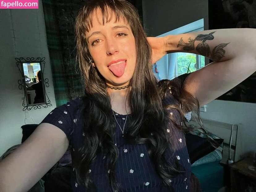 https: / shakicast Onlyfans Photo Gallery 