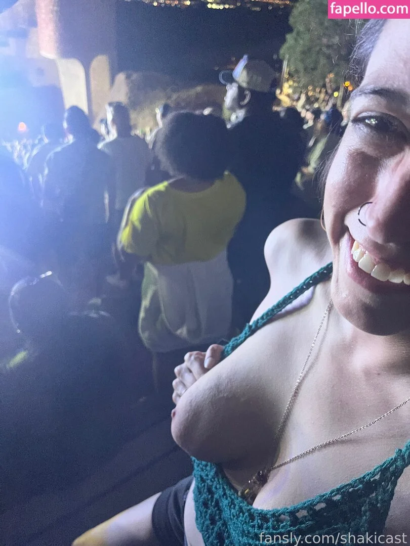 https: / shakicast Onlyfans Photo Gallery 