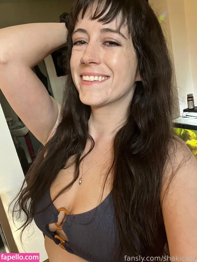 https: / shakicast Onlyfans Photo Gallery 