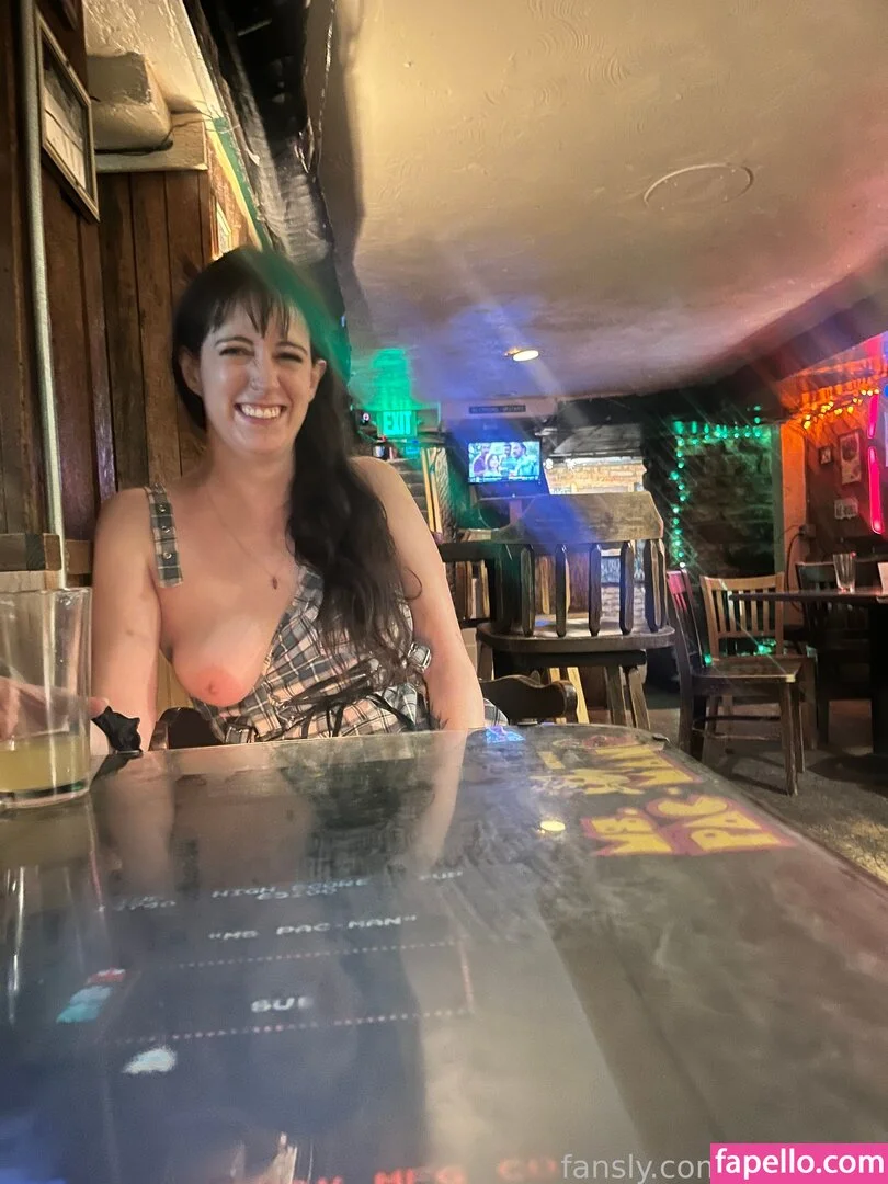 https: / shakicast Onlyfans Photo Gallery 