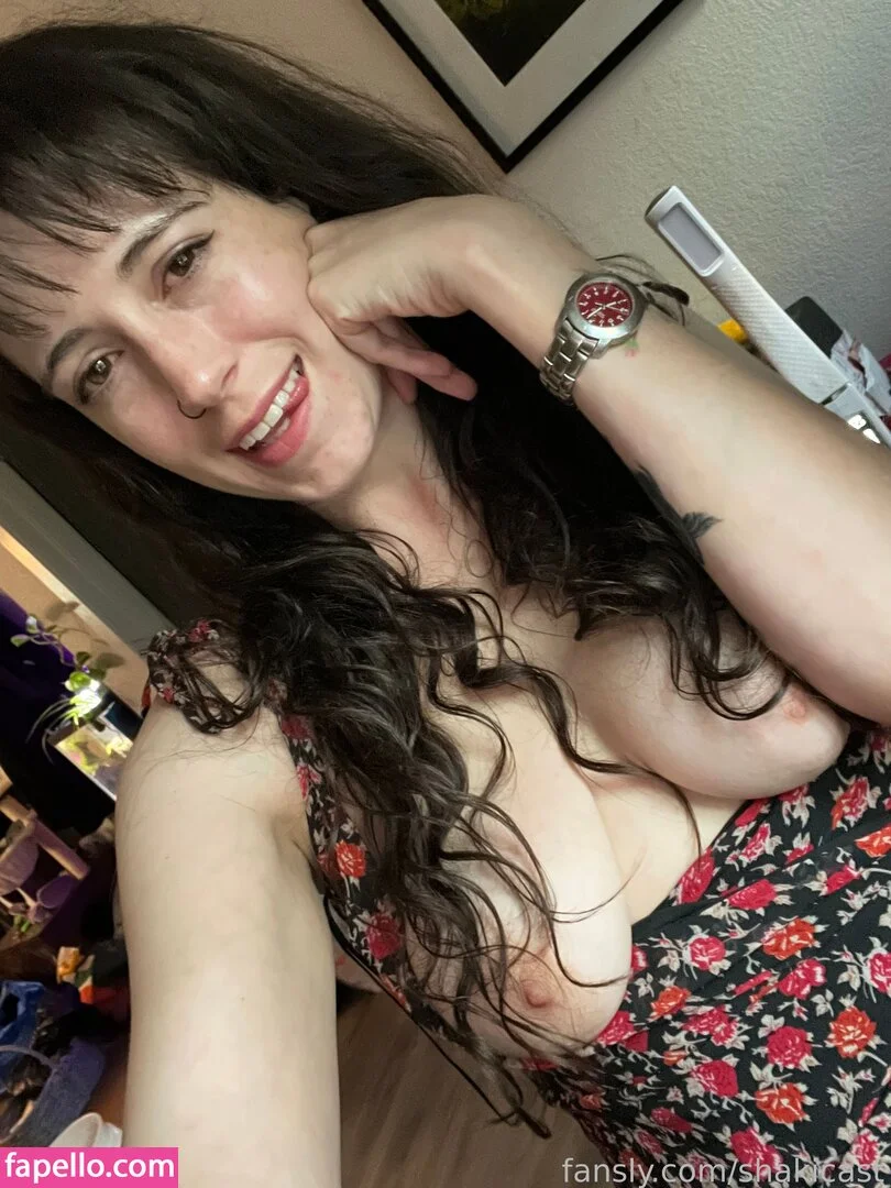 https: / shakicast Onlyfans Photo Gallery 