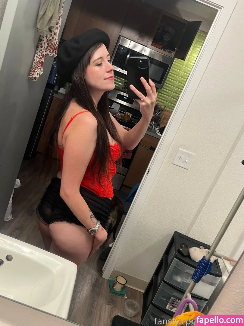 https: / shakicast Onlyfans Photo Gallery 