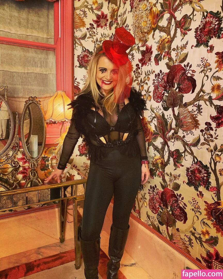 Kirsty Eccleston Onlyfans Photo Gallery 