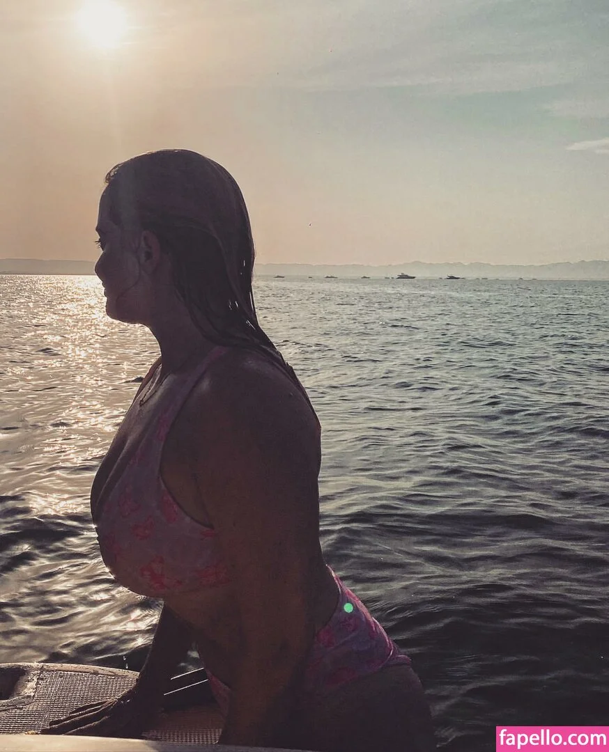 Kirsty Eccleston Onlyfans Photo Gallery 